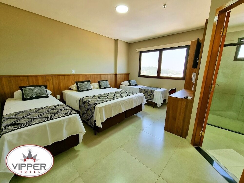 Standard Quadruple room VIPPER Hotel