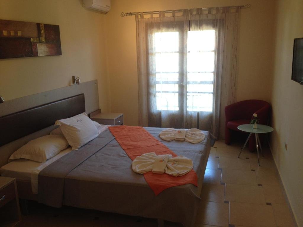 Standard Doppel Zimmer mit Meerblick Avra Hotel