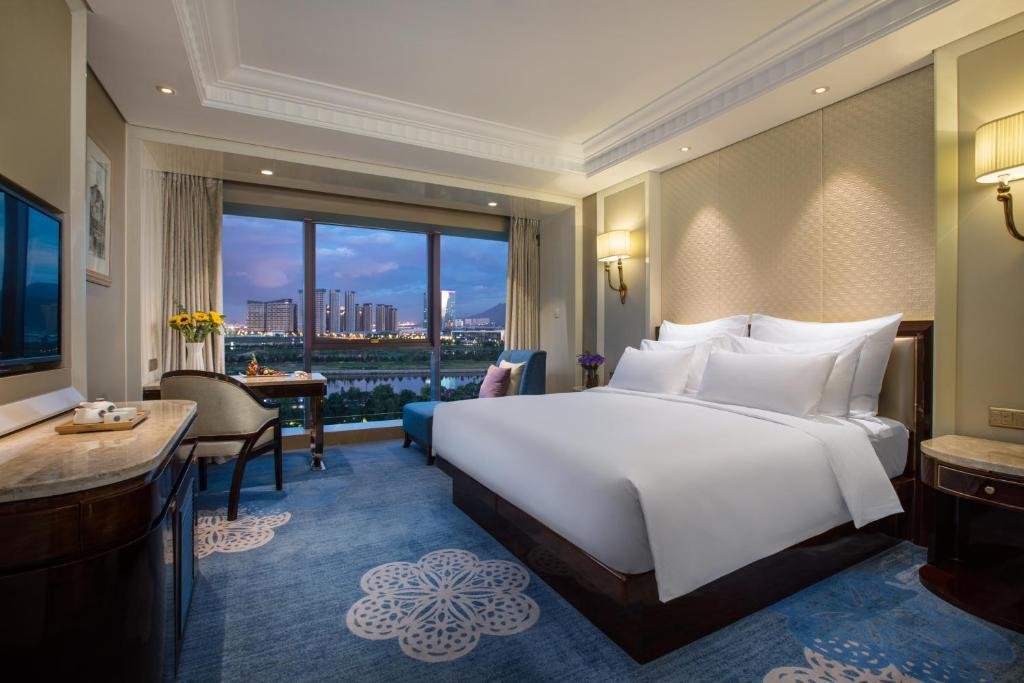 Standard Double room with river view Kasion International Hotel Yiwu