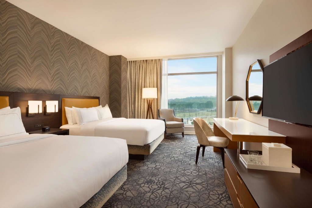 Standard Quadruple room Hilton Alpharetta Atlanta