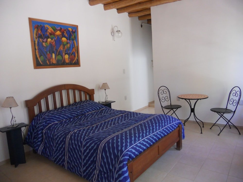 1 Bedroom Comfort room with garden view La Casa de Feli