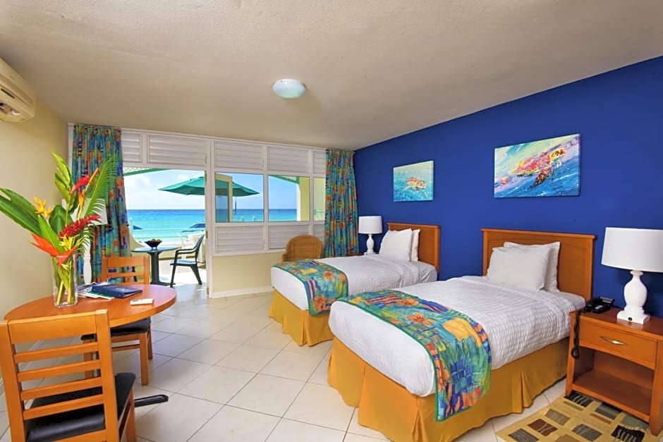 Люкс Coral Mist Beach Hotel