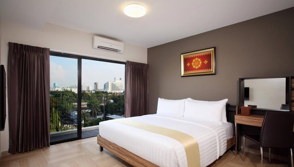 Люкс c 1 комнатой Chiva Bangkok Hotel - SHA Plus