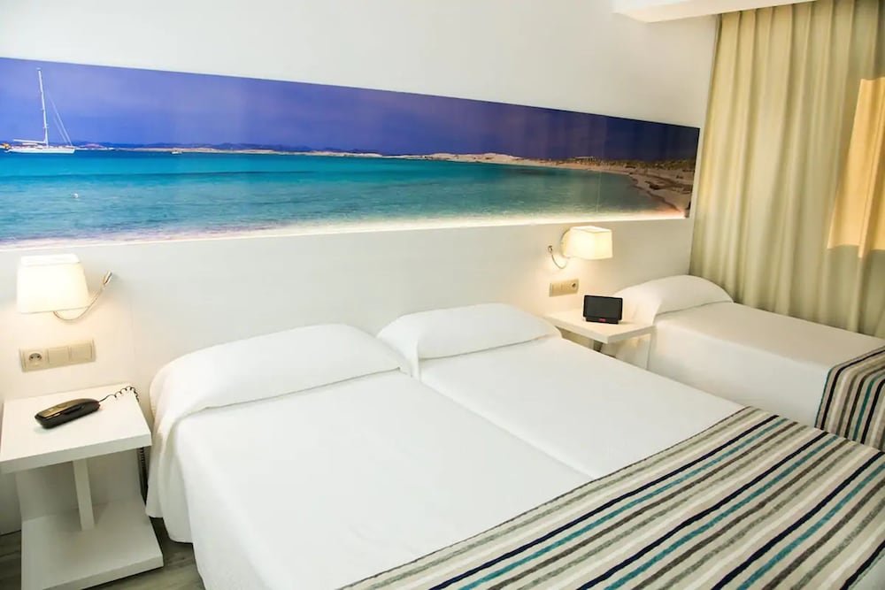 Standard Dreier Zimmer mit Balkon Hotel Los Rosales