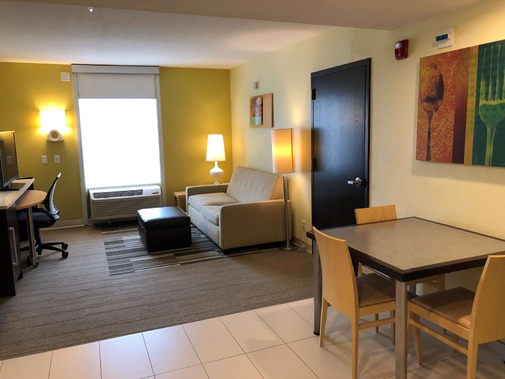 Двухместный люкс c 1 комнатой Home2 Suites by Hilton Rahway