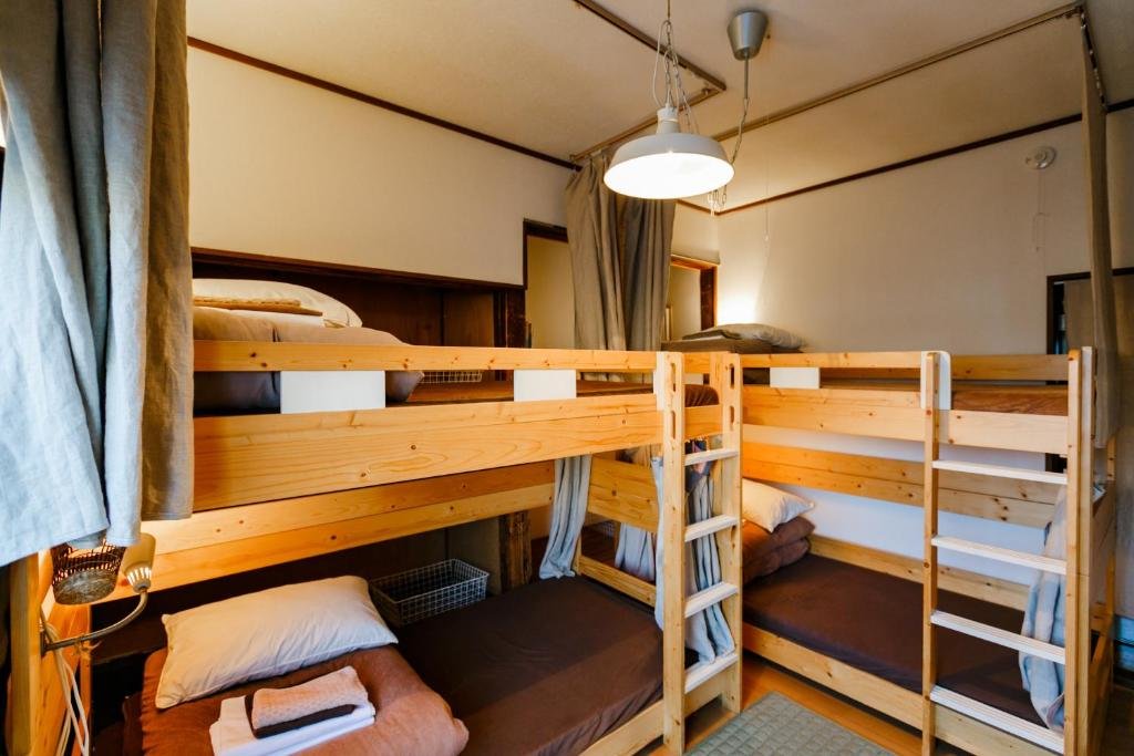 Cama en dormitorio compartido (dormitorio compartido femenino) 1166 Backpackers