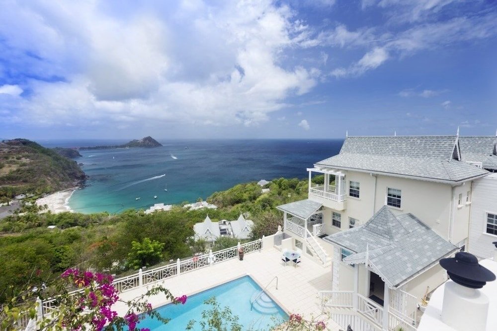Вилла Brise De Mer - Villa With Captivating Views Of The Caribbean Sea 4 Bedroom Villa by Redawning