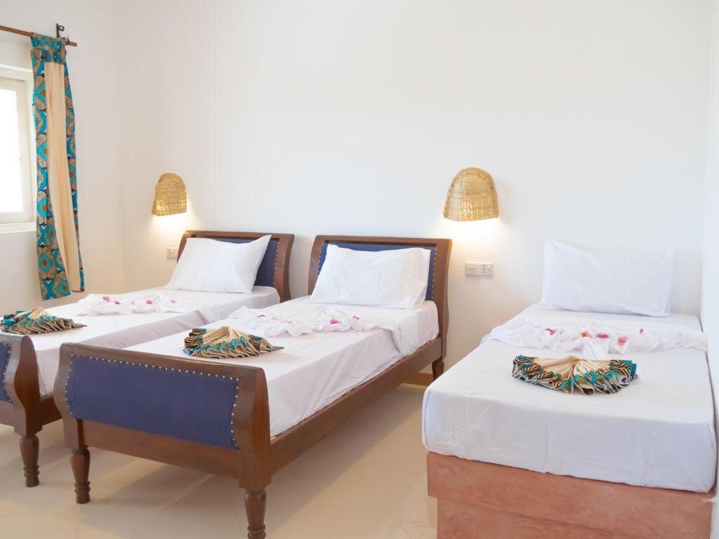 Standard Doppel Zimmer mit Gartenblick AHG Sun Bay Mlilile Beach Hotel