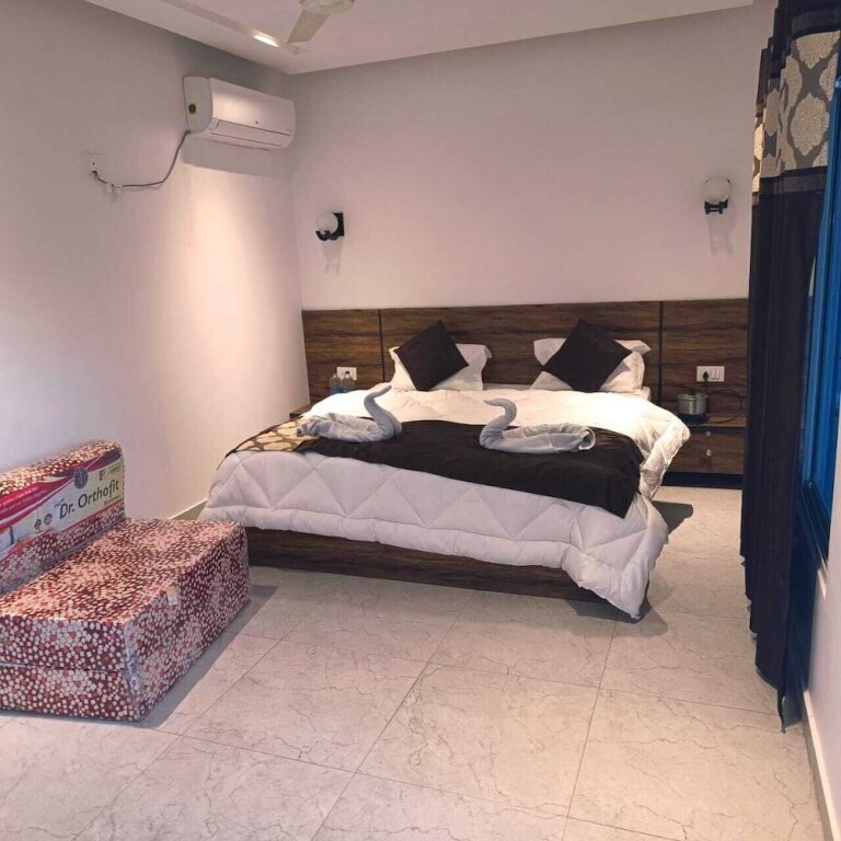 Klassisch Zimmer Vrinda Resort by Dcrest
