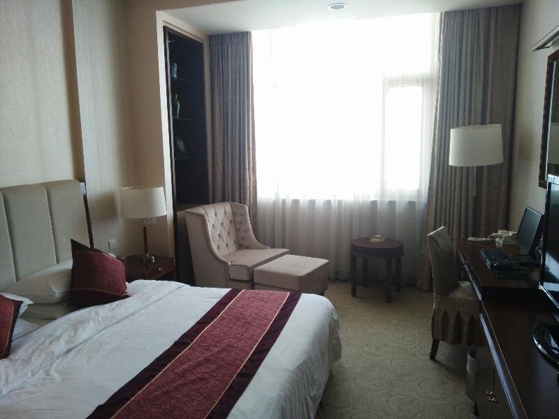 Suite Qingdao Furunge Hotel
