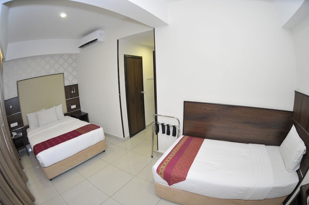 Standard triple famille chambre avec balcon et Vue sur la ville Sipadan Inn 3