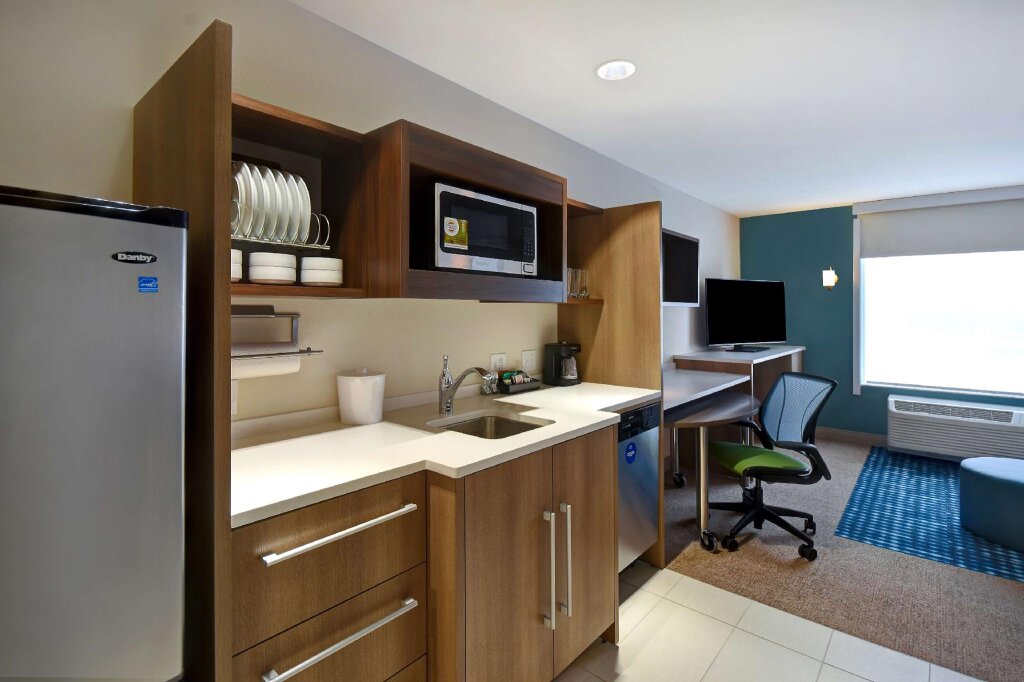 Двухместный люкс c 1 комнатой Home2 Suites by Hilton Wichita Downtown Delano