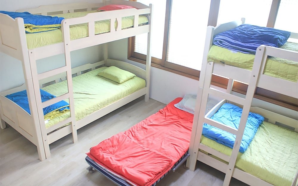 Lit en dortoir (dortoir masculin) Jeju Neuyoungnayoung Guesthouse