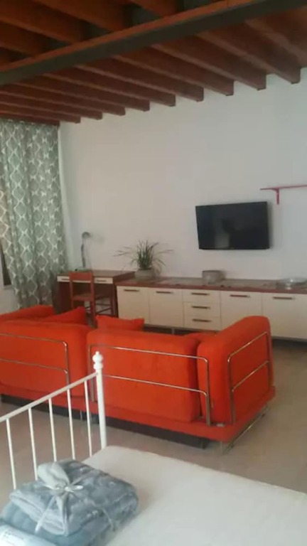 Private Rooms in Parma 帕尔马