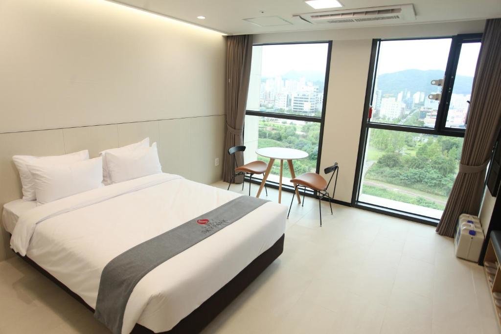 Standard famille chambre Hotel Skypark Daejeon 1