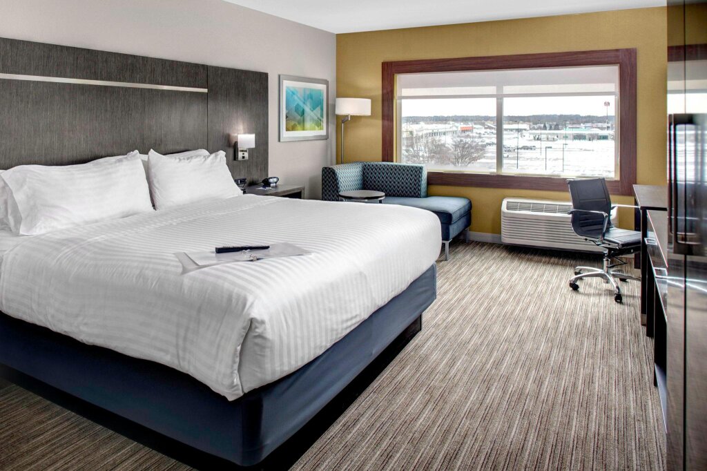 Standard Zimmer Holiday Inn Express & Suites Coldwater, an IHG Hotel