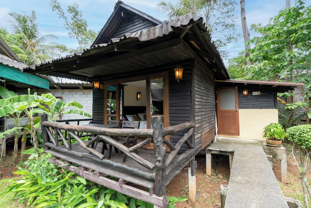 Deluxe Doppel Bungalow mit Balkon Mook Lanta Eco Resort