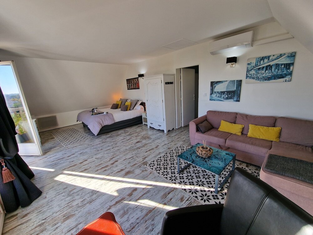Suite con balcón Les Terrasses de Saumur Hotel & Spa