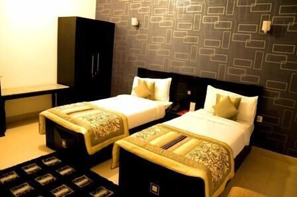 Superior Zimmer Hotel Luxmi Residency