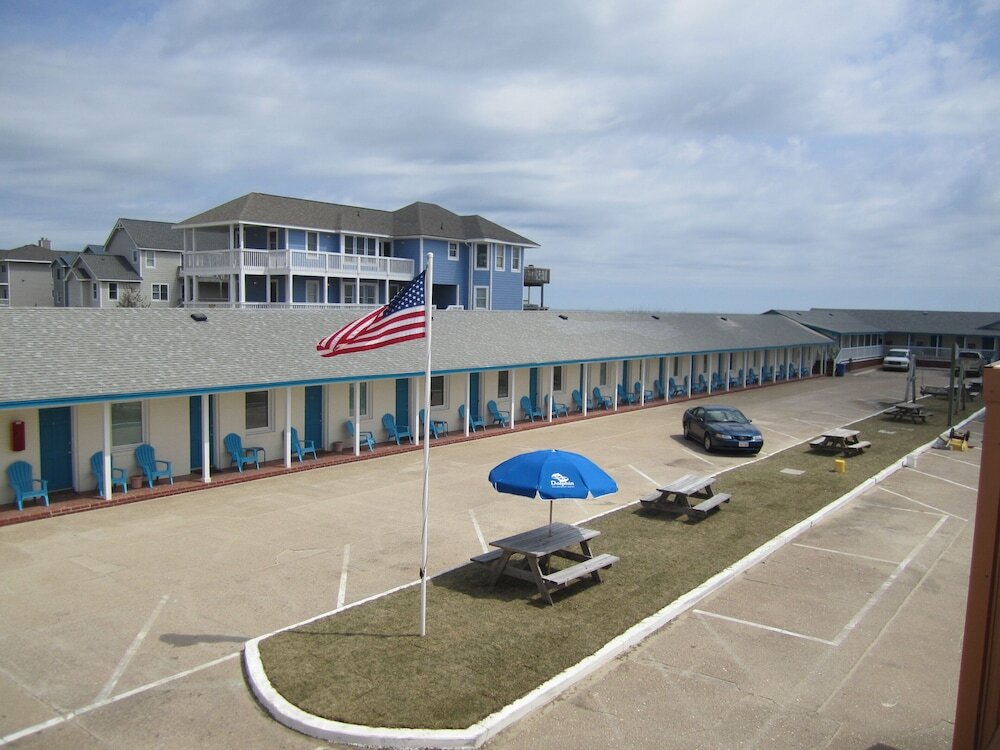 Двухместный номер Standard с видом на внутренний двор Dolphin Oceanfront Motel - Nags Head