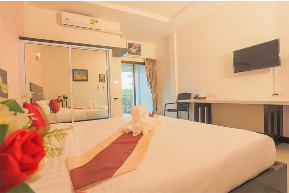 Standard double chambre avec balcon Phuthan Hotel
