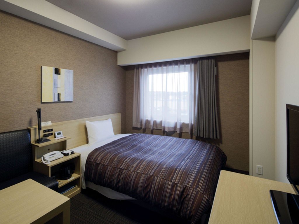 Standard Single room ​Hotel Route-Inn Ube​