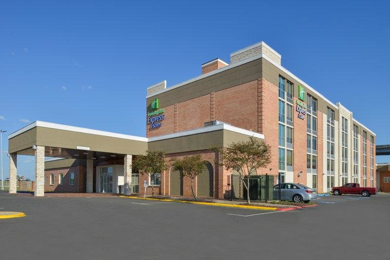 Double suite Holiday Inn Express & Suites Shreveport - Downtown, an IHG Hotel