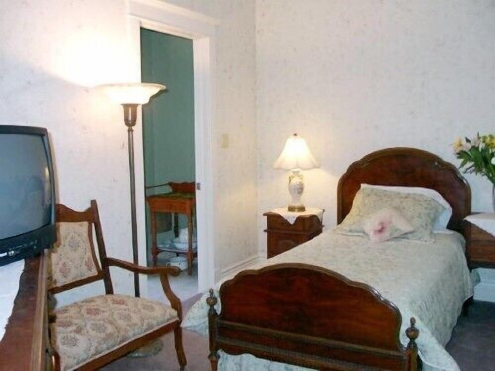 Klassisch Zimmer Antique Slumber Old Town Bed & Breakfast