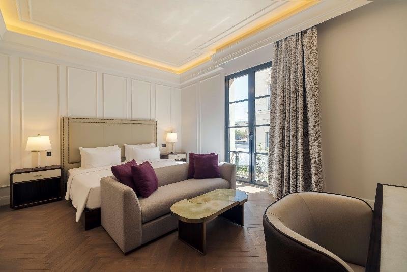 Suite dúplex Mansard Riyadh, a Radisson Collection Hotel