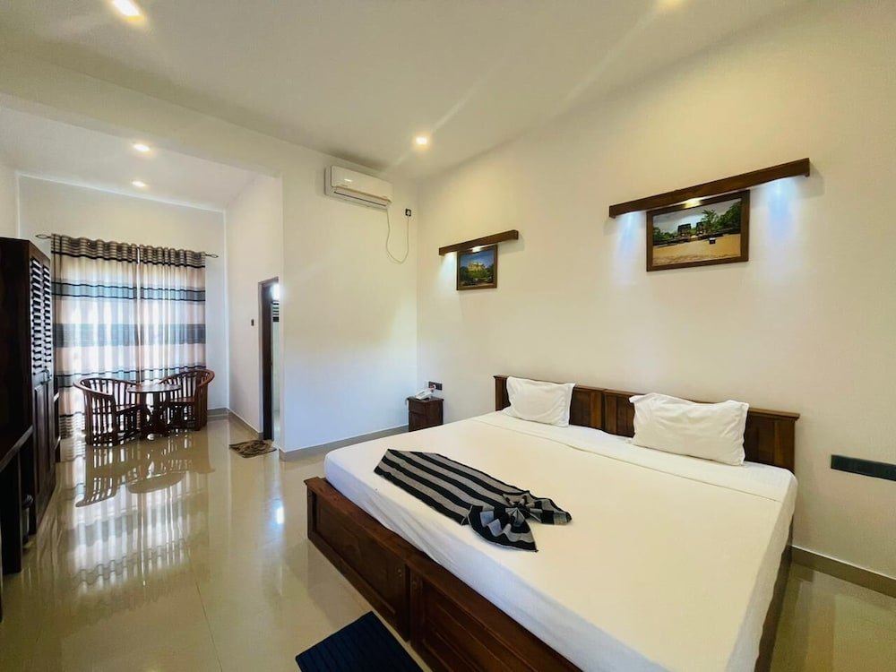 Двухместный номер Deluxe Four Points Resort - Anuradhapura