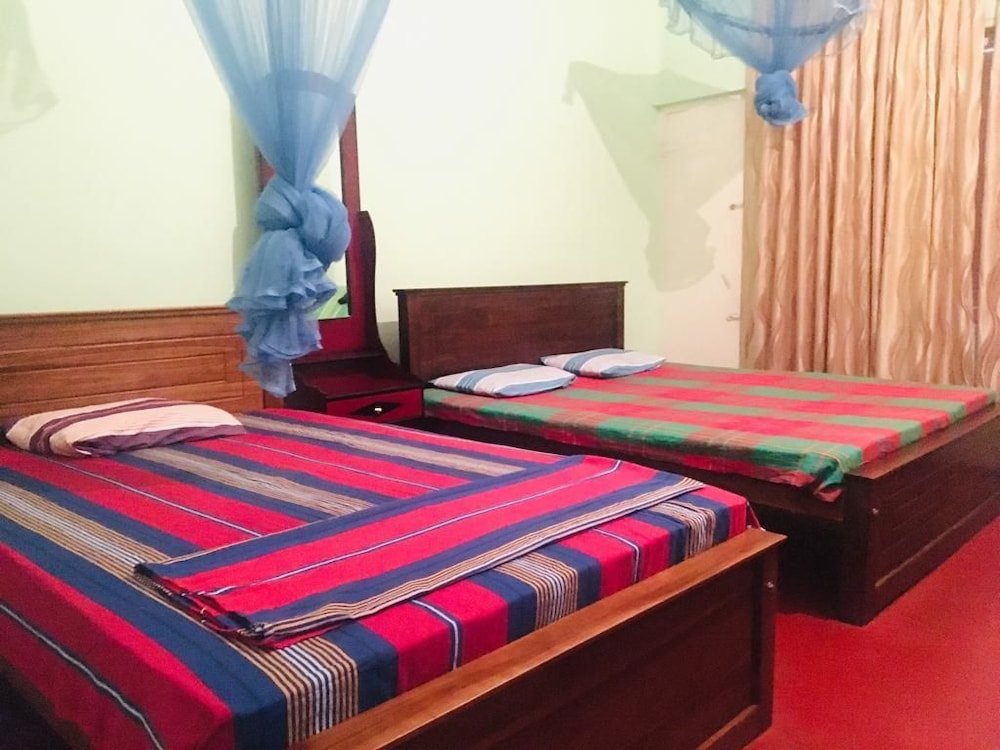 Standard Quadruple Family Basement room Umaya Rest Inn