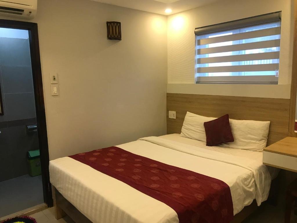 Standard Double room with pool view Hong Thien 1 Hotel