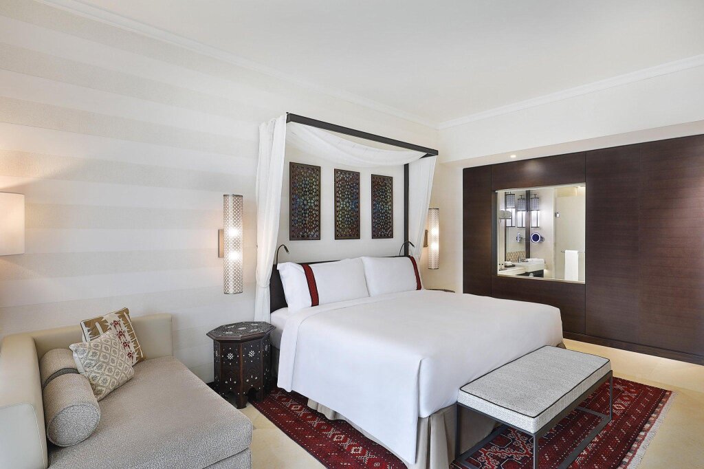 Двухместный номер Classic с балконом Al Manara, a Luxury Collection Hotel, Aqaba