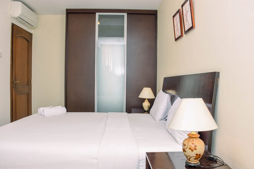 Standard room Elegant And Comfort 1Br + Extra Room Apartment At Bellagio Residence