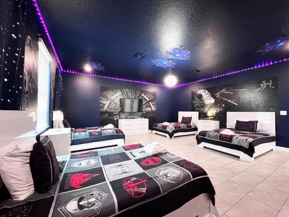 Cabaña 8 Bed Storey Lake Resort- Huge Bedroom for Kids 8 Home by Redawning