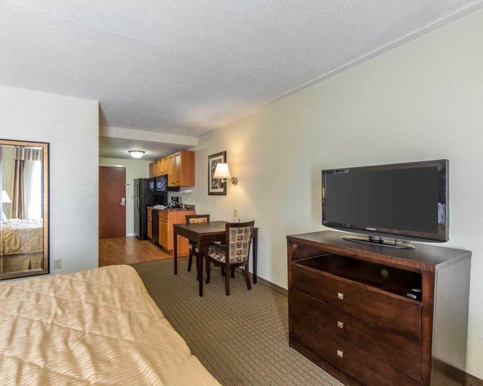 Номер Standard MainStay Suites Knoxville North I-75