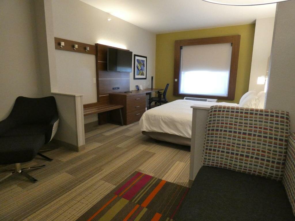 Suite Holiday Inn Express Hotel & Suites Limon I-70, an IHG Hotel