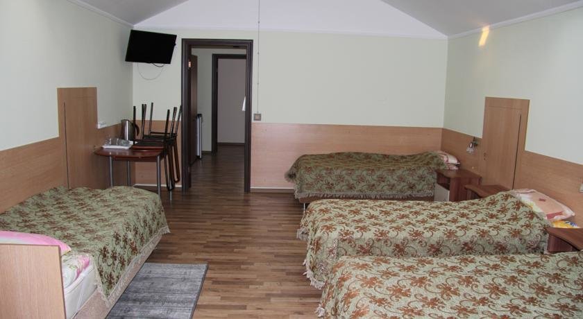 Habitación cuádruple Estándar Guesthouse na Wolodarke