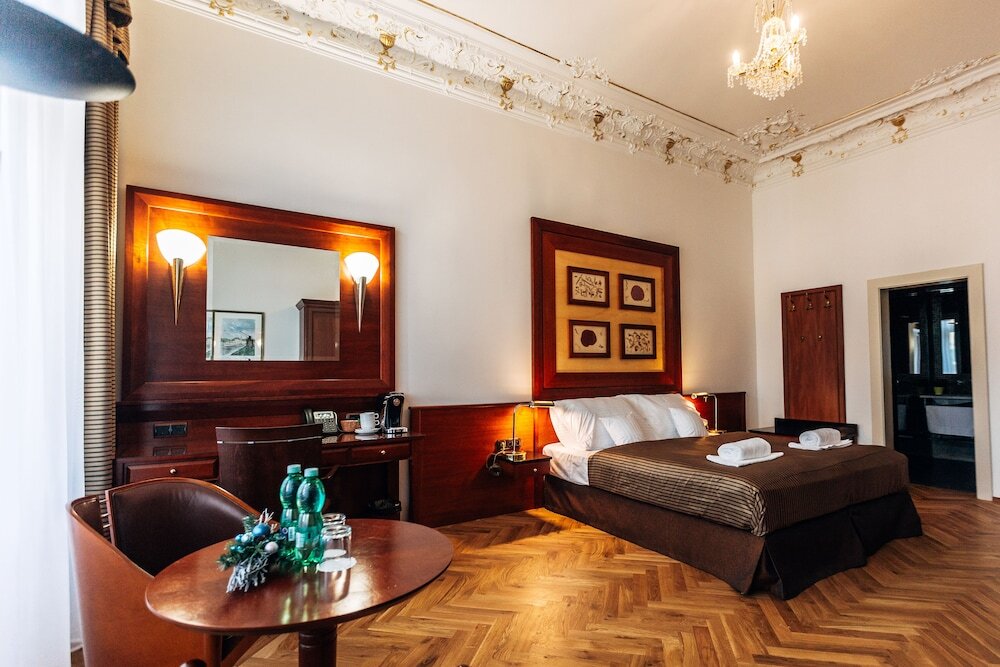 Deluxe Doppel Zimmer mit Balkon Hotel La Bohemia