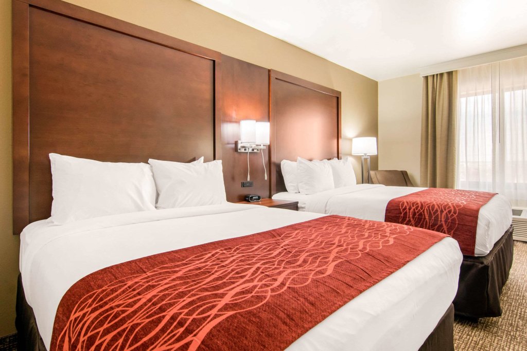 Standard Vierer Zimmer Comfort Inn & Suites Independence