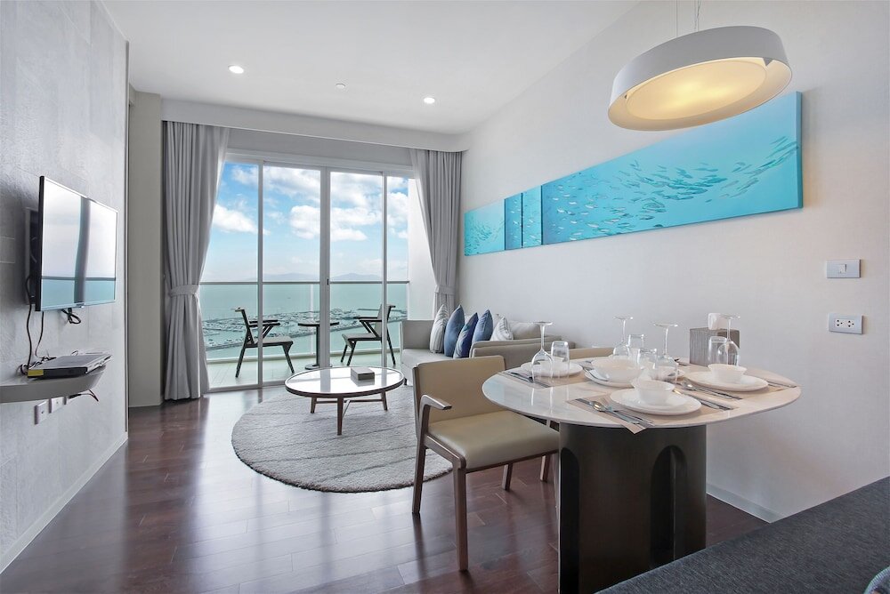 Habitación familiar Estándar 2 dormitorios con balcón White Sand Beach Residences Pattaya