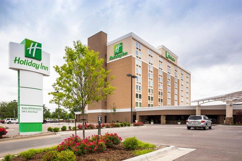Номер Standard Holiday Inn Wichita East I-35, an IHG Hotel