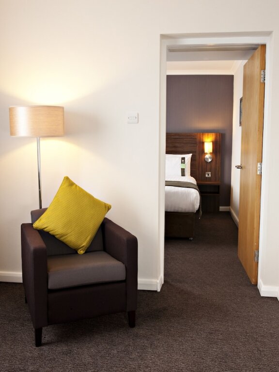Люкс c 1 комнатой с видом на город Holiday Inn Liverpool City Centre, an IHG Hotel