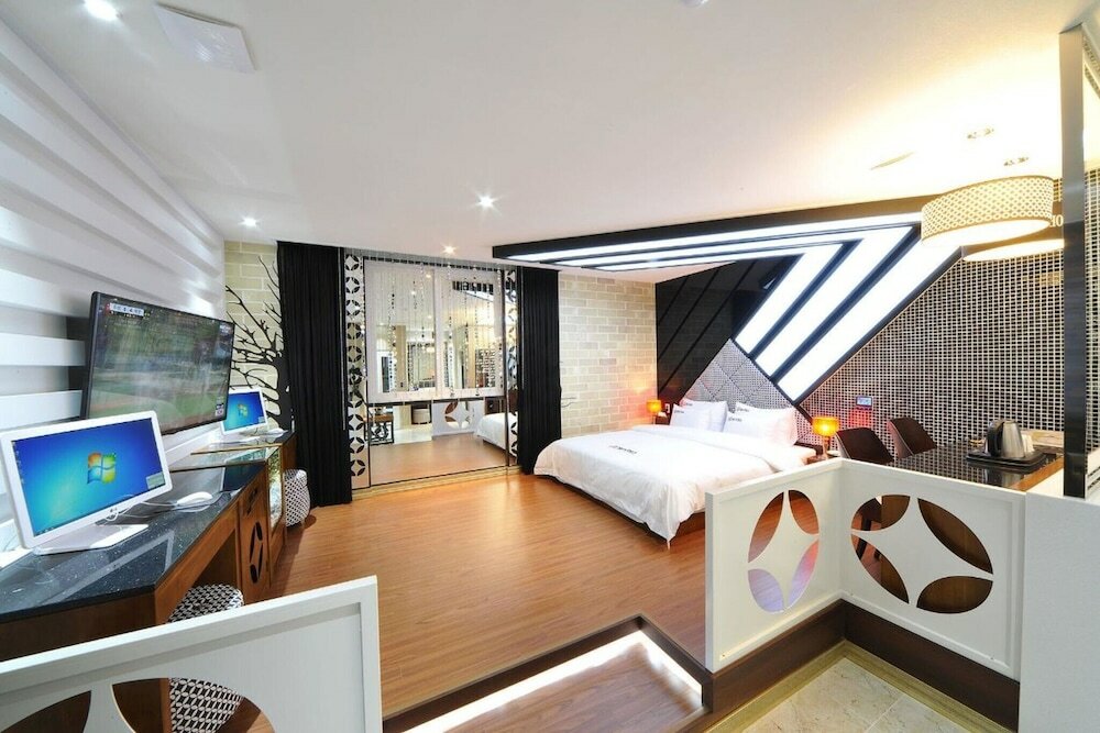 Suite Mokpo Luxury Hotel