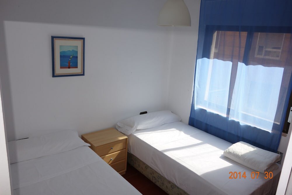 Standard Double room Roomin Hostel