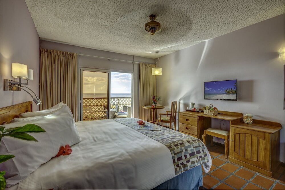 Standard Doppel Zimmer mit Balkon und mit Gartenblick Grafton Beach Resort