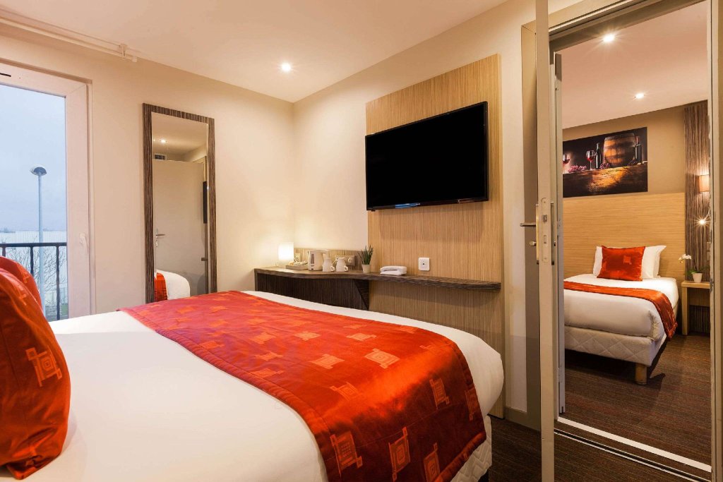Standard Double room Comfort Hotel Orléans Olivet Provinces