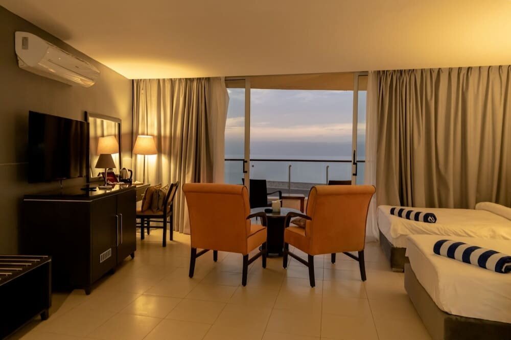 Номер Economy O Beach Hotel & Resort