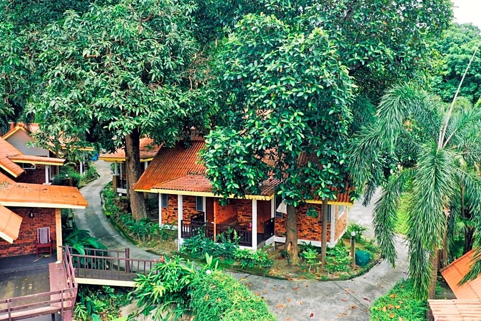 Бунгало Standard Adang Island Resort