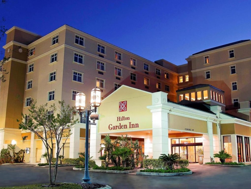 Кровать в общем номере Hilton Garden Inn Jacksonville/Ponte Vedra